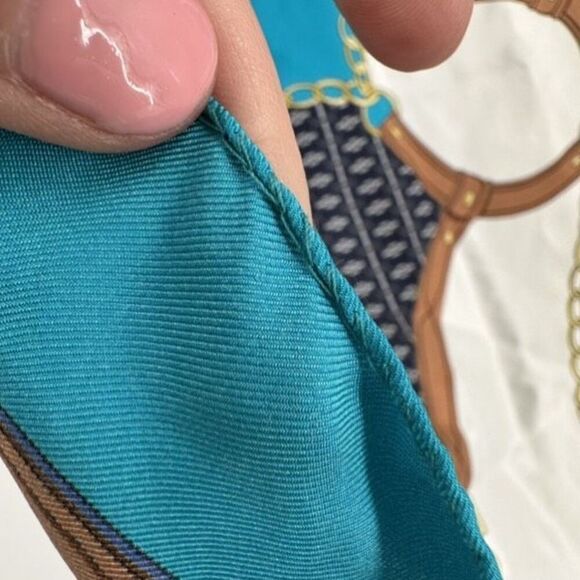 Vintage Ninto 100% Silk Square Hand Rolled Scarf Equestrian Blue‎ Turquoise - Picture 7 of 12